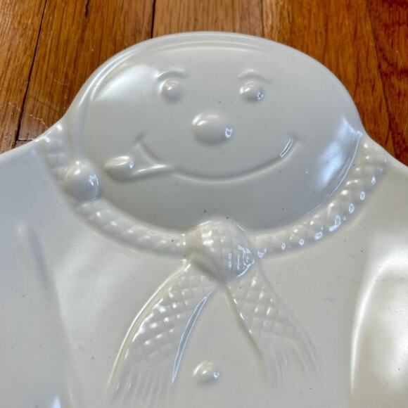Vintage Pfaltzgraff White Snowman Embossed Christmas Cookie Serving Plate - Picture 2 of 12